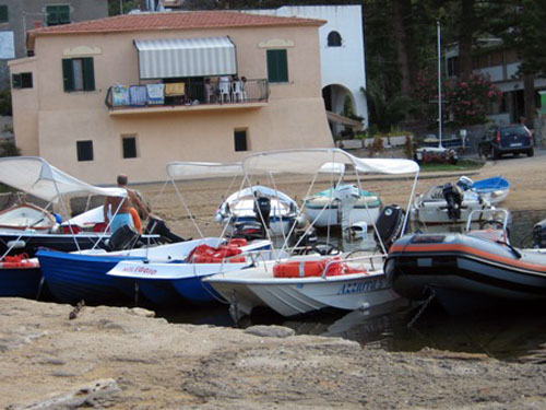 Noleggio Imbarcazioni NAUTICA AZZURRA